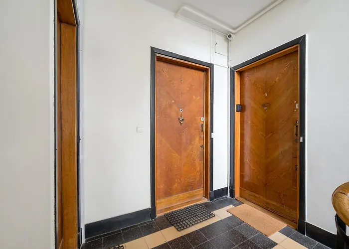 Walecznych Deluxe Saska Kepa By Bookinghost